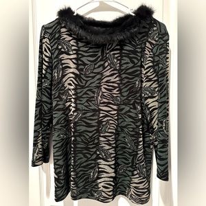 Vtg Christina Hope Sweater Animal Print + Leaves Metallic Accent Faux Fur Collar